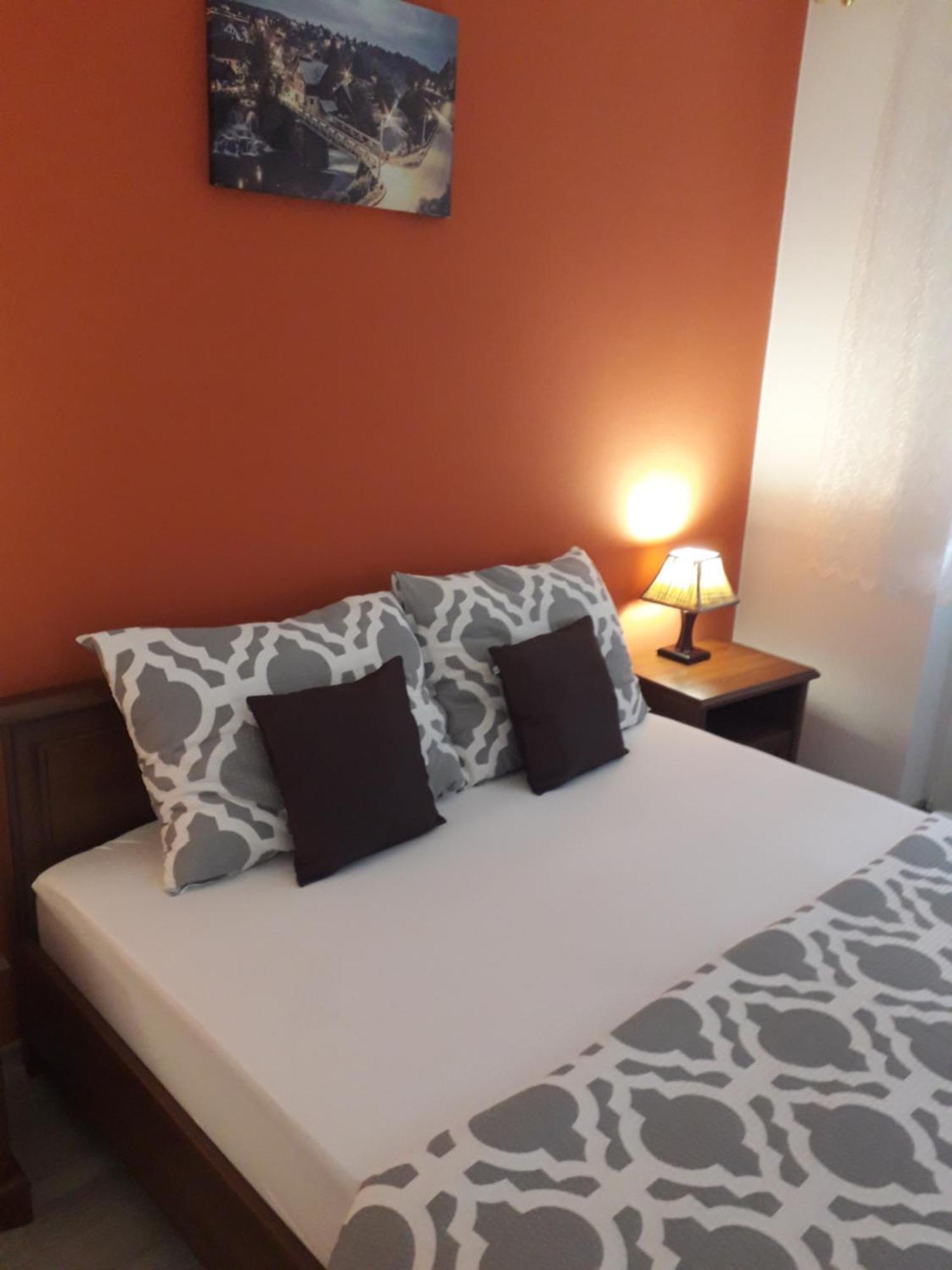 Apartman Drenovac Слуни Экстерьер фото